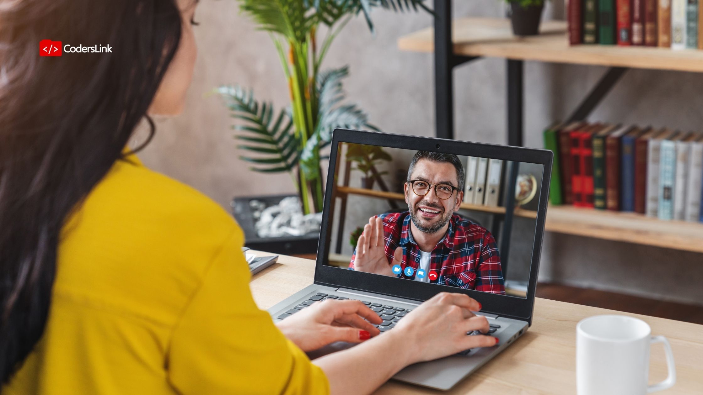 ¿Cómo son las entrevistas para desarrolladores de software? Lo técnico pesa tanto como las soft skills. Aquí unos tips para tu entrevista de programador junior.